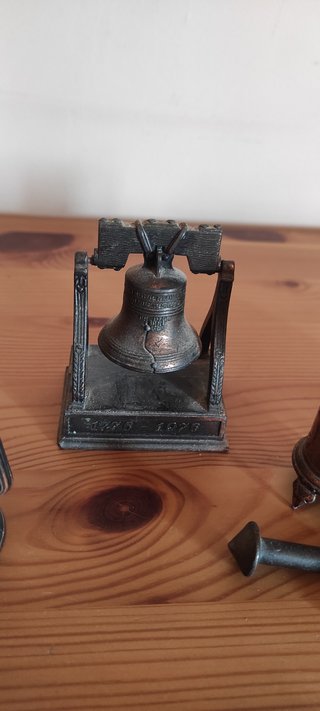 Miniaturas Muebles Antiguos Sacapuntas