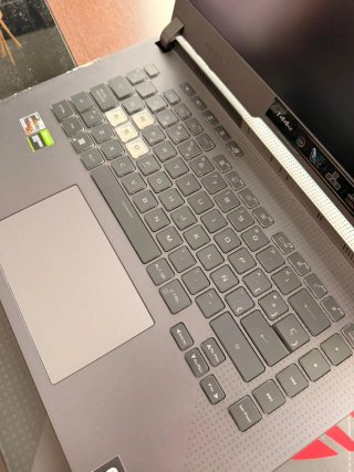 Portátil Gaming ASUS ROG G513IH-HN008 40GB Ram