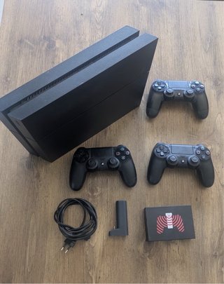 Ps4 Fat 500GB Negra + 3 Mandos