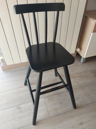 Trona infantil IKEA Agam negra