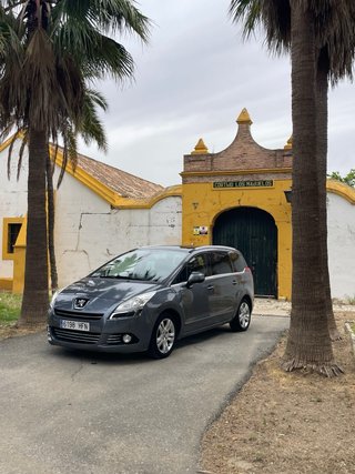 Peugeot 5008 7 plazas 1.6HDI