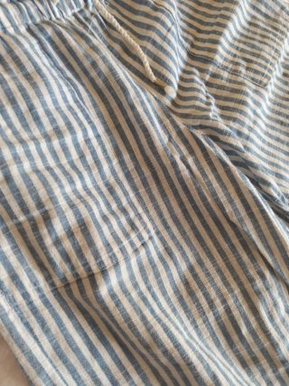 Pantalón veraniego rayas azul y blanco