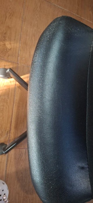 Silla de oficina negra