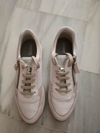 Zapatos Geox Mujer Beige y Blanco