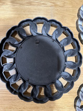 2 Specchi decorativi da 24 cm.