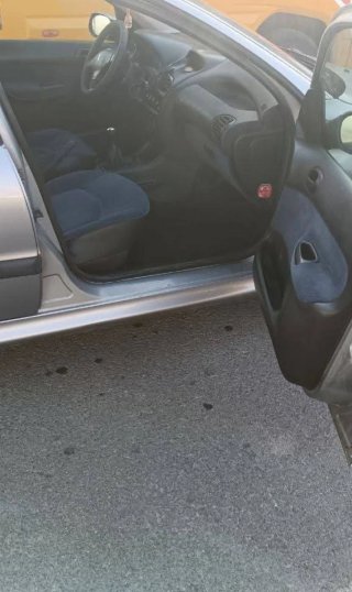 Peugeot 206 2002