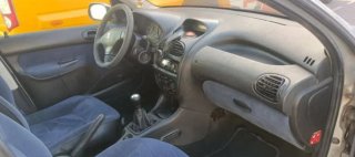 Peugeot 206 2002