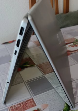 Portátil HP 15 256GB SSD 4GB RAM Windows 11 pro.