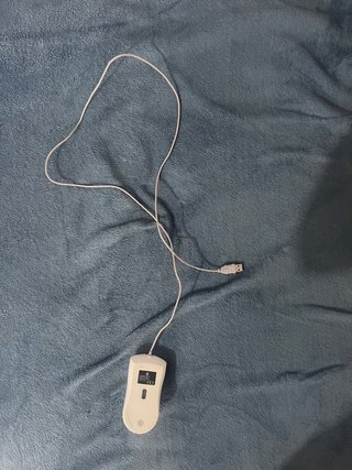 Mouse branco com scroll
