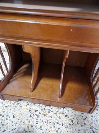 Mueble de entrada vintage.