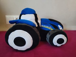Peluche Tractor New Holland Azul