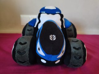 Peluche Tractor New Holland Azul