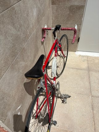 Bicicleta de carretera Otero Roja