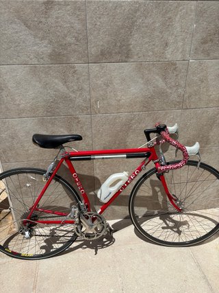Bicicleta de carretera Otero Roja