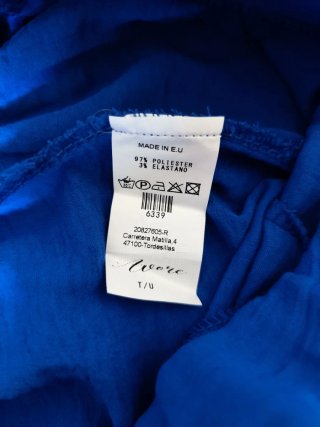 Pantalón corto de cintura alta azul eléctrico