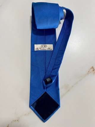 Corbata de seda azul