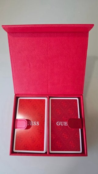 Juego de cartas Guess