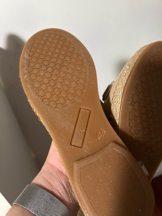Sandalias planas Martina K beige talla 38