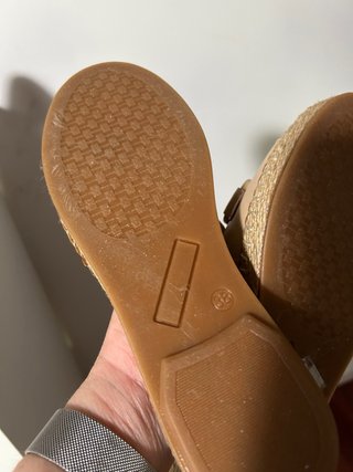 Sandalias planas Martina K beige talla 38