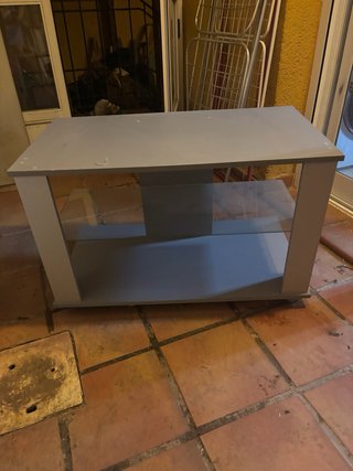 Mesa de TV gris