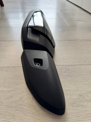Escape Yamaha Tricity 300 Original Nuevo( sin uso)