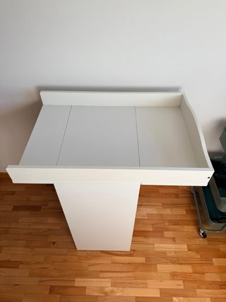 Cambiador Smagora IKEA con set de cajones imcl