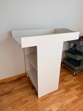 Cambiador Smagora IKEA con set de cajones imcl