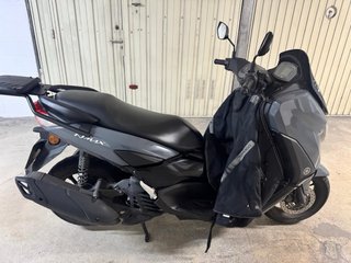 Yamaha NMAX 125 Gris
