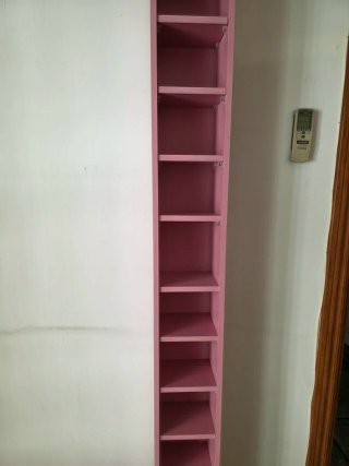 Estantería Rosa Estrecha