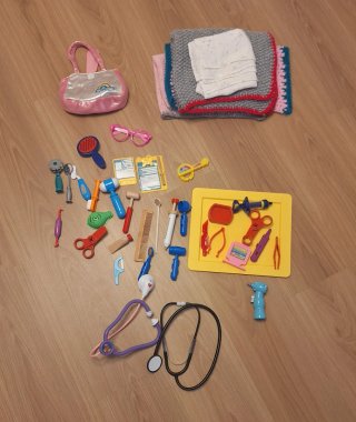 Clínica veterinaria de madera para niños