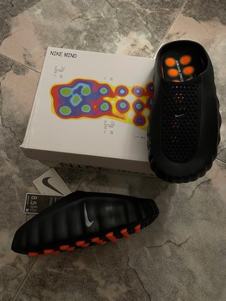 Nike Mind 001 Talla 42 Negro Naranja