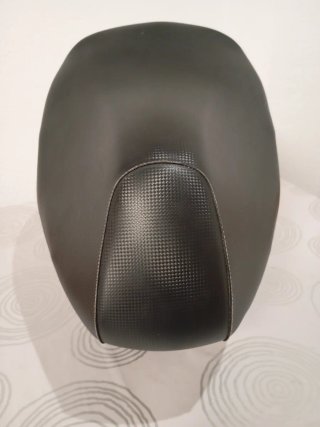 Asiento Yamaha Aerox Completo.