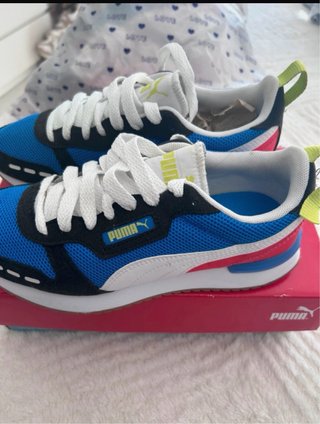 Zapatillas Puma R78 Azul y Rojo
