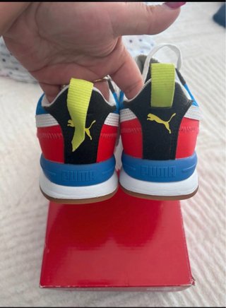 Zapatillas Puma R78 Azul y Rojo