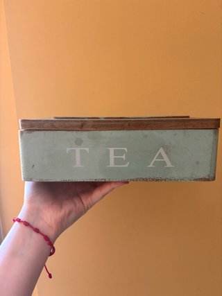 Caja de té vintage decorativa