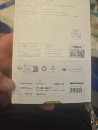Funda iPhone 15 Transparente MagSafe y protector.