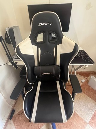 Pack Gaming Mesa Ergonómica + Silla DRIFT