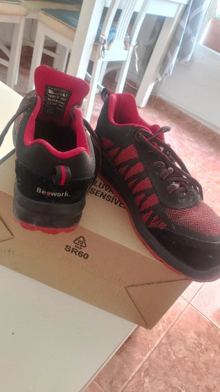 Zapatos de trabajo Beework T.42 Negro/Rojo