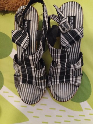 Sandalias de cuña verano