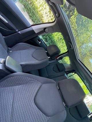 Peugeot 308 sw 2012