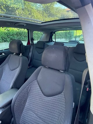 Peugeot 308 sw 2012