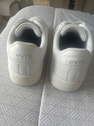 Zapatillas Levi's niño blancas