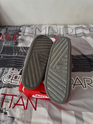 Mules Nike Calm Grises