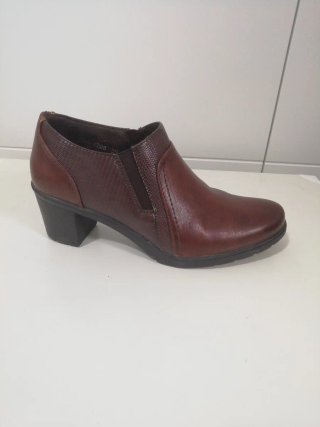 Zapatos Botines tacón piel marrón Talla 39