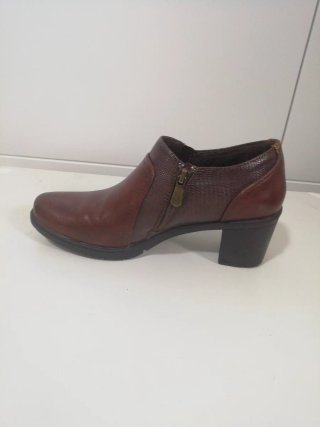 Zapatos Botines tacón piel marrón Talla 39