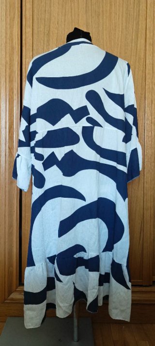 Vestido oversize estampado azul y blanco