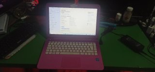 Portátil HP rosa casi nuevo