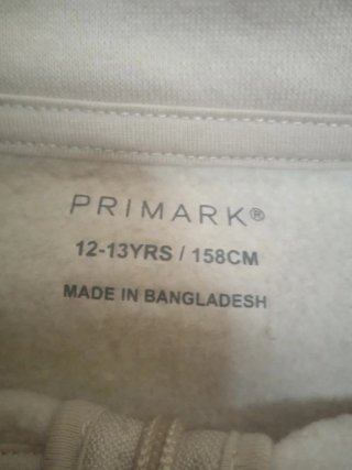 Sudadera beige cuello alto cremallera Primark