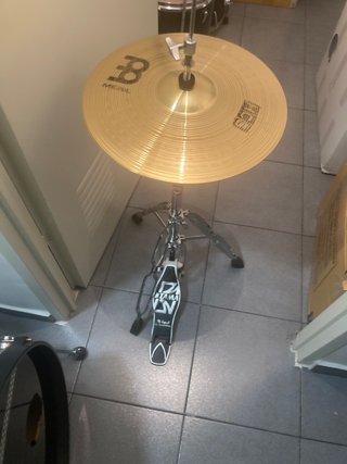 Batería Acústica TAMA Completa