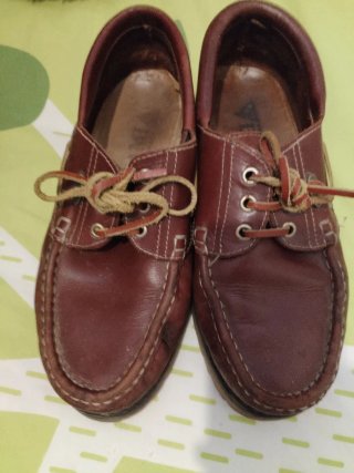 Nauticos de piel marrones
